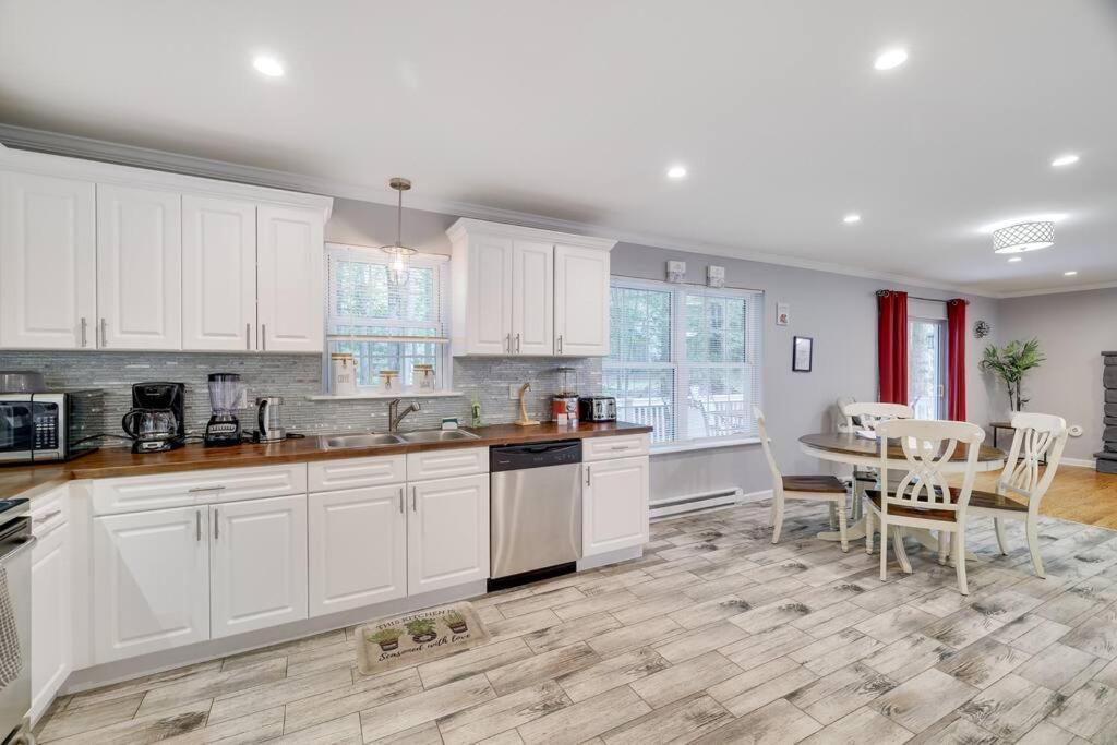 Holiday home Nature's Haven:4 Br/2.5 Bath, Game & Fire Pit