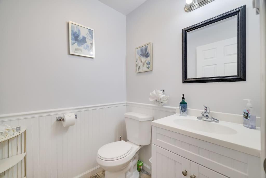 Holiday home Nature's Haven:4 Br/2.5 Bath, Game & Fire Pit *
