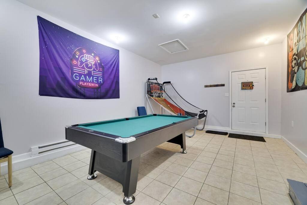 Holiday home Nature's Haven:4 Br/2.5 Bath, Game & Fire Pit Tobyhanna